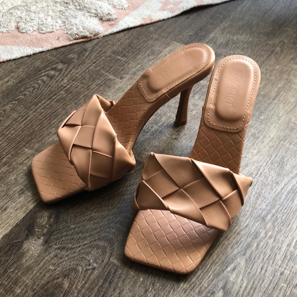 Tan Heeled Mules